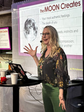 Load image into Gallery viewer, Seattle, 2026! Meredith&#39;s 4th Annual Seattle Astrology Retreat May 14th - 17th!
